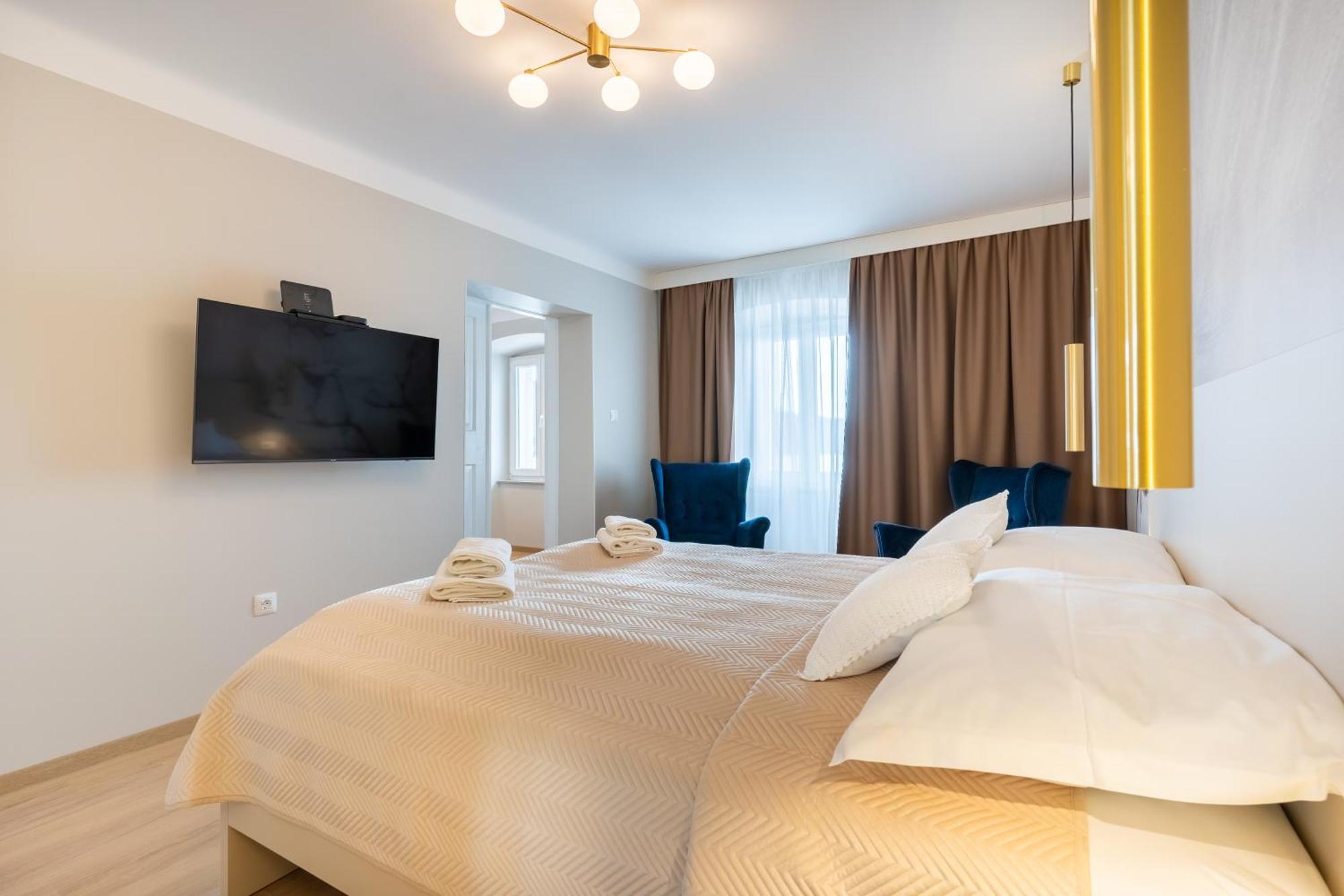 Bella Vista Apartment Cres Bagian luar foto