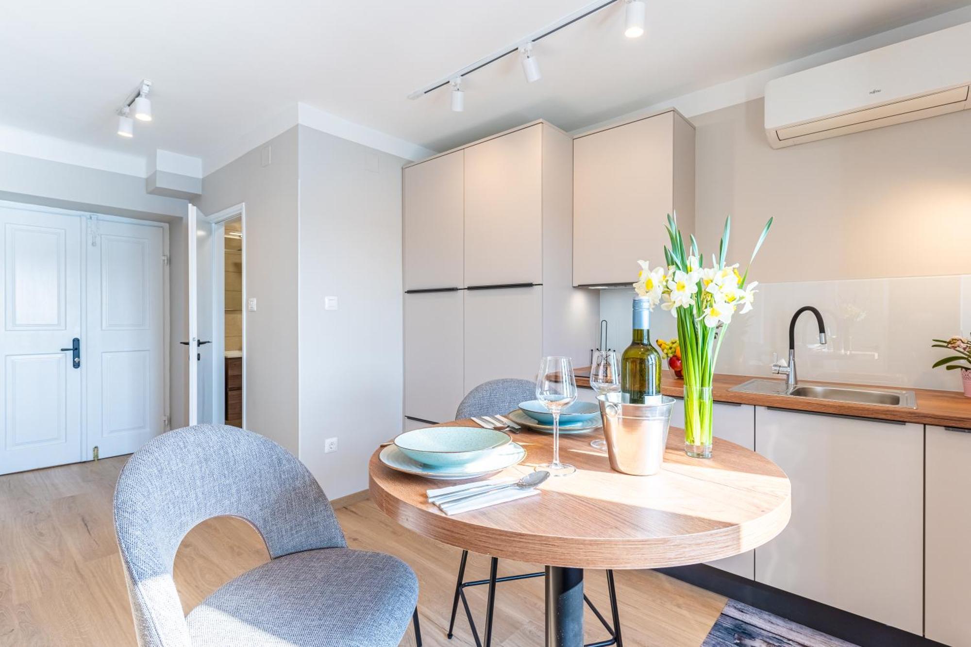 Bella Vista Apartment Cres Bagian luar foto